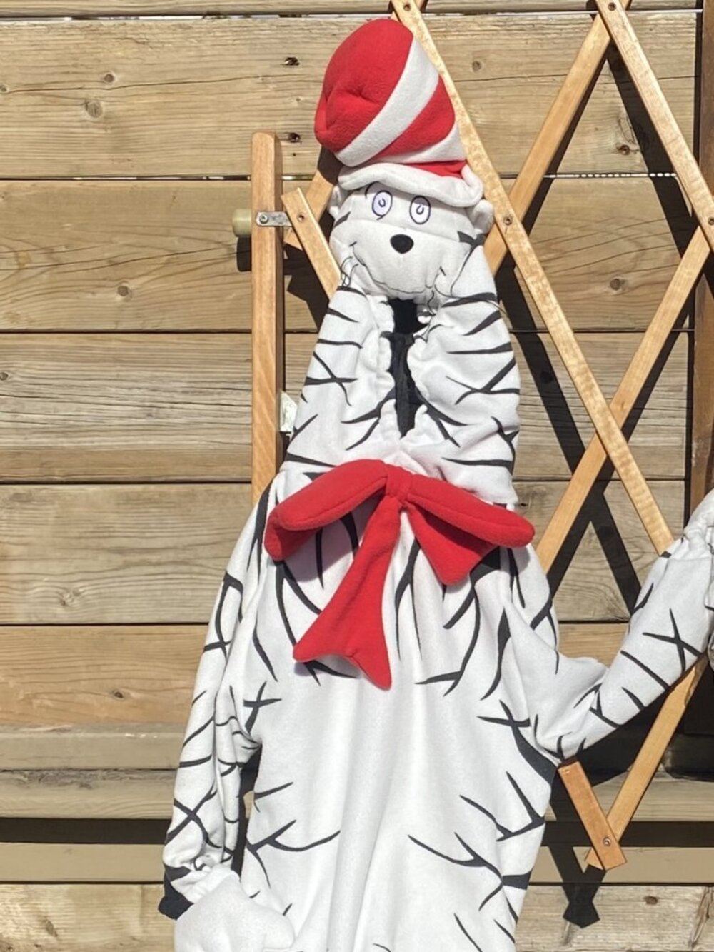 Vintage 2005 Licensed Dr Seuss Kids Cat in the Hat Costume Jumpsuit Small Youth